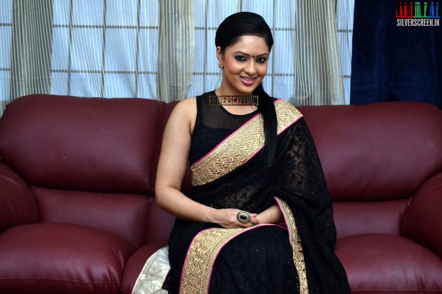 Actress Nikesha Patel Stills