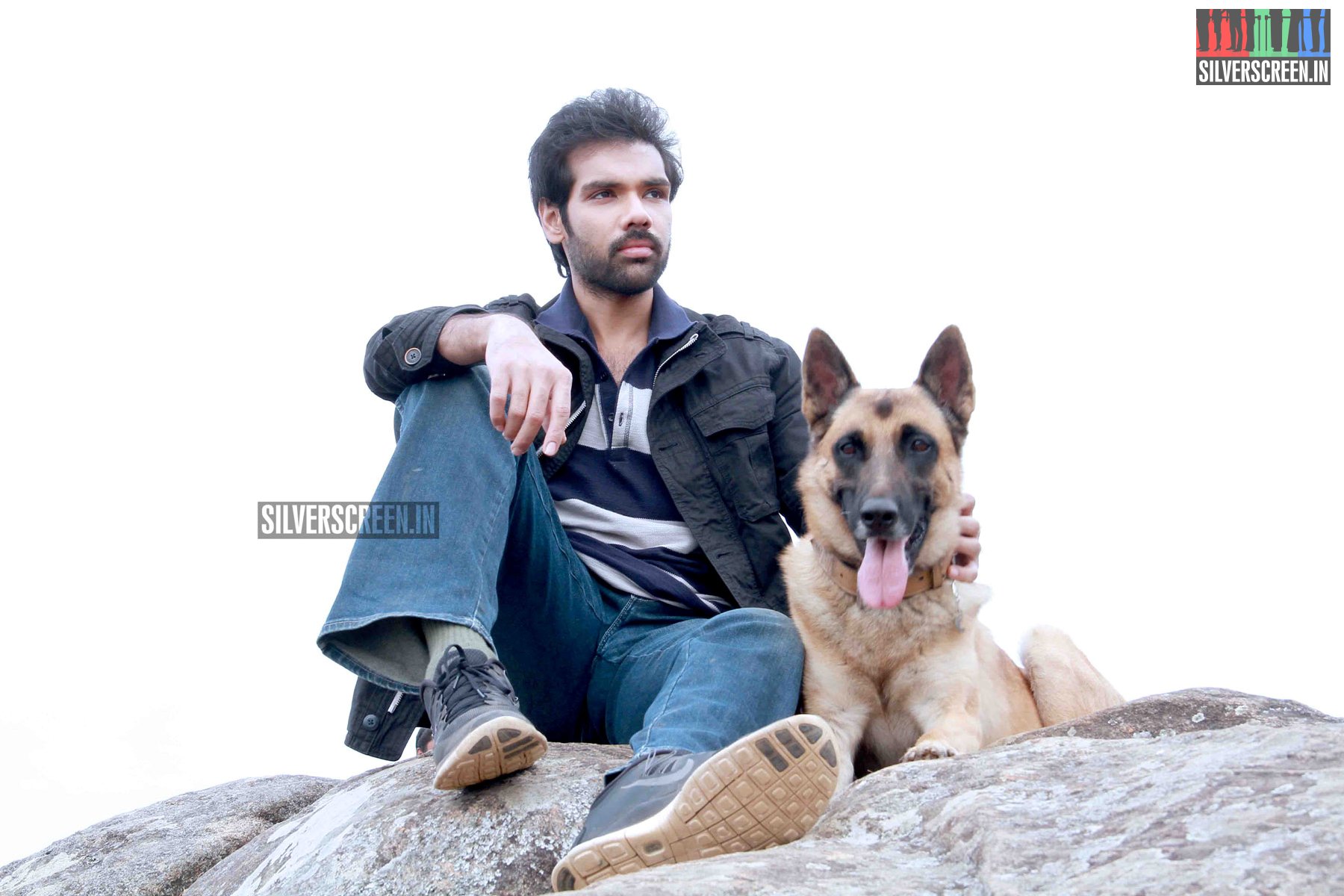 Naaigal Jaakirathai Review: New Dog, Old Tricks – Silverscreen India