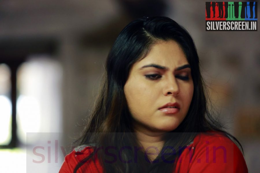 Actress Sherin in Thigil Movie