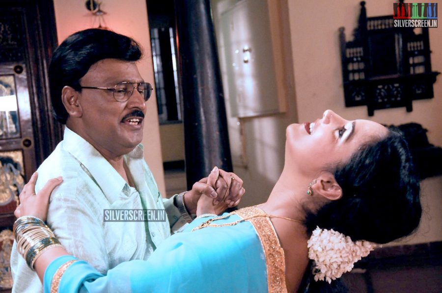 Thunai Mudhalvar Movie Stills