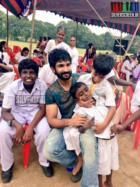 Actor Aadhi At Aravind Ashram Photos