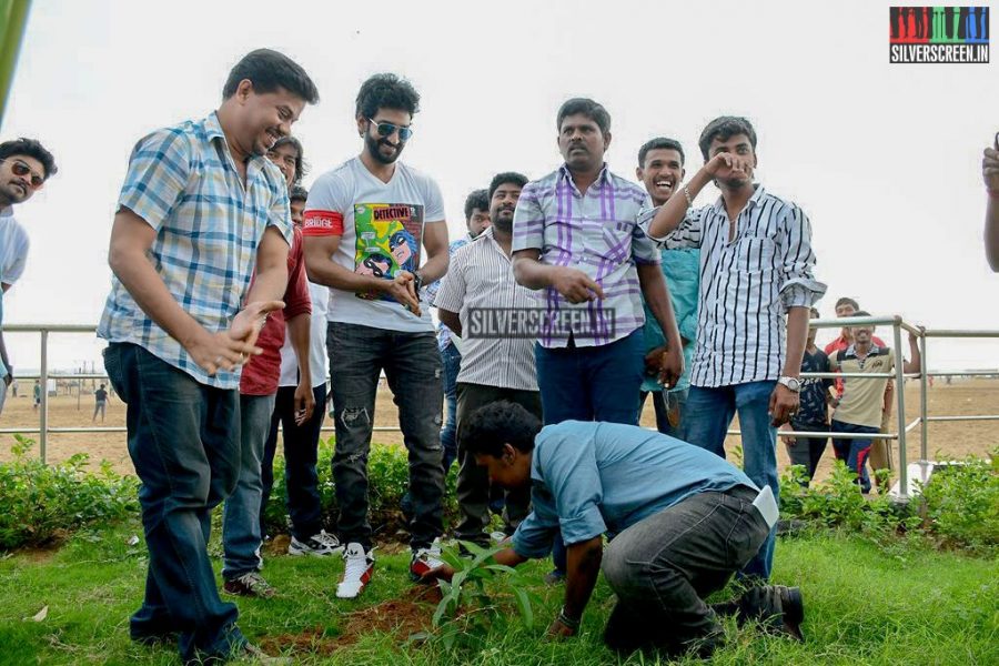 Actor Aadhi Joins Clean India Campaign Photos