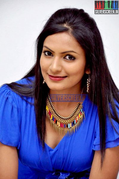 actress-swetha-varma-photoshoot-stills-002.jpg