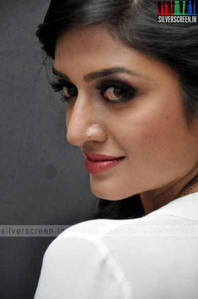 actress-vimala-raman-photos-012.jpg