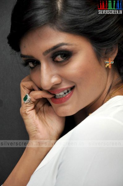 actress-vimala-raman-photos-021.jpg