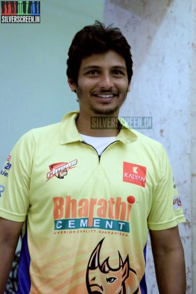 actor-jiiva-ccl-5-chennai-rhinos-press-meet-photos-007.jpg