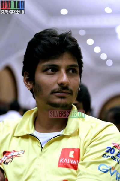 actor-jiiva-ccl-5-chennai-rhinos-press-meet-photos-039.jpg