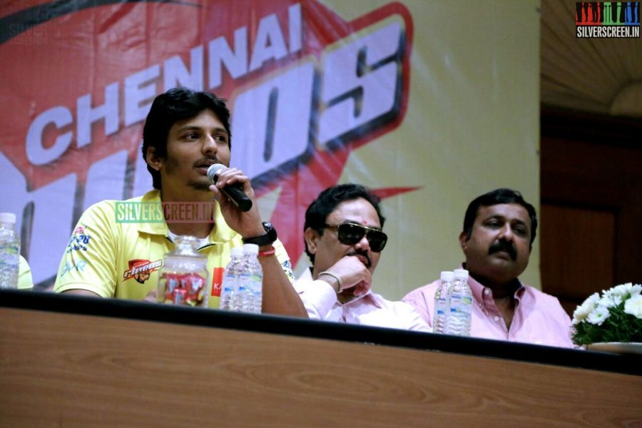 actor-jiiva-ccl-5-chennai-rhinos-press-meet-photos-050.jpg