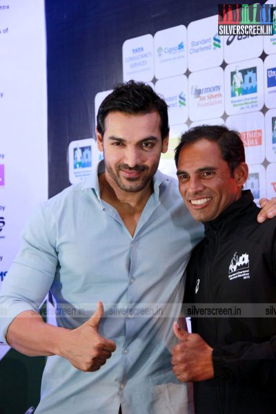 actor-john-abraham-announces-mumbai-marathon-2015-photos-018.jpg