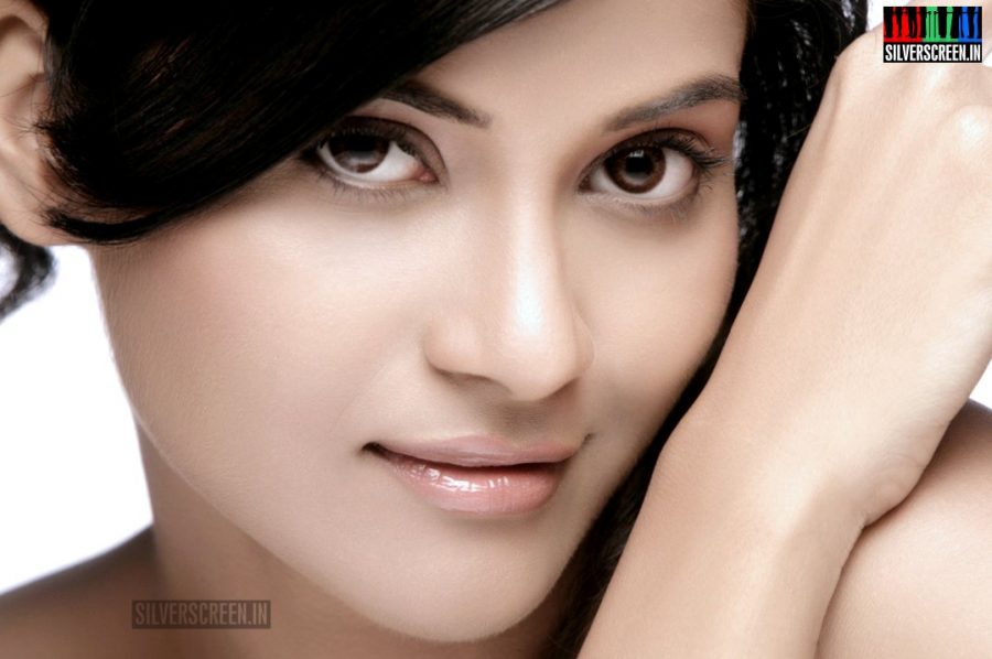 Actress Devayani Photoshoot Stills