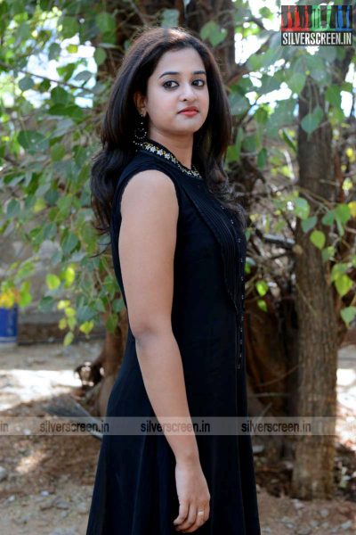 actress-nanditha-raj-krishnamma-kalipindi-iddarini-press-meet-photos-025.jpg