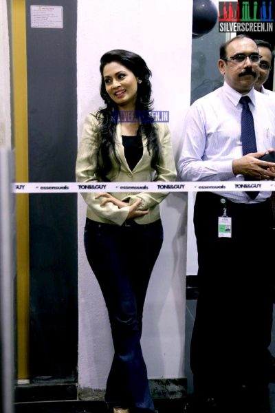 actress-pooja-umashankar-toni-and-guy-essensuals-launch-photos-004.jpg