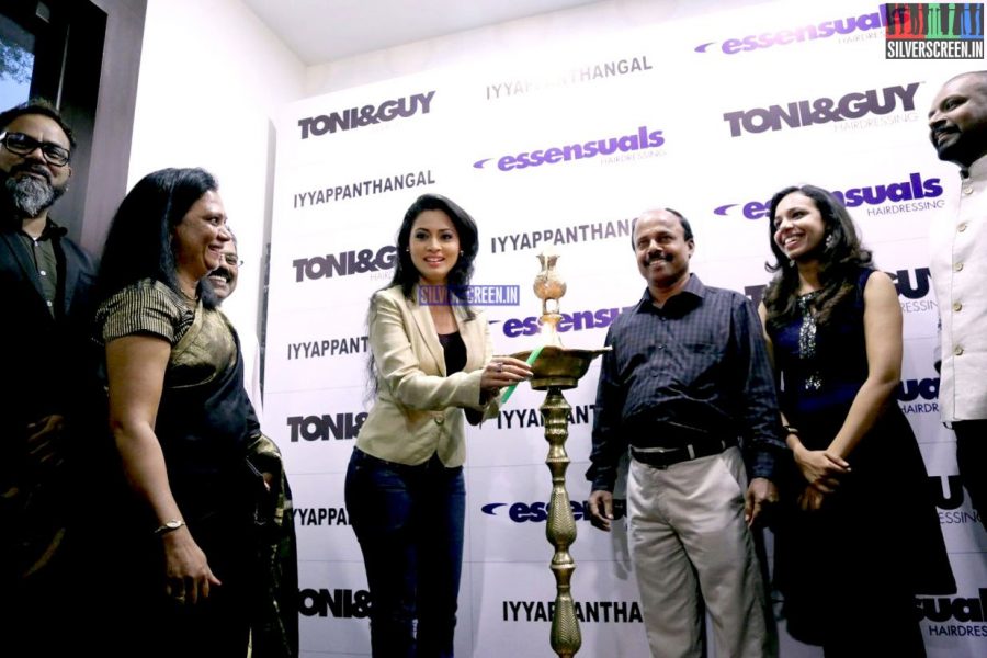 actress-pooja-umashankar-toni-and-guy-essensuals-launch-photos-014.jpg