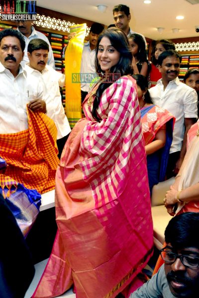 actress-regina-cassandra-launches-chennai-shopping-mall-photos-043.jpg