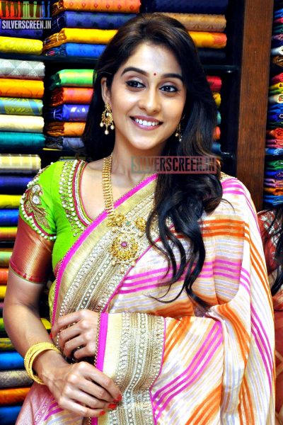 actress-regina-cassandra-launches-chennai-shopping-mall-photos-066.jpg