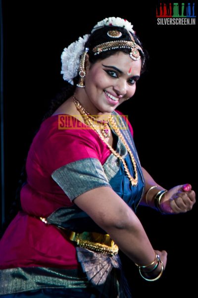 actress-sukanya-dance-recital-hq-photos-019.jpg