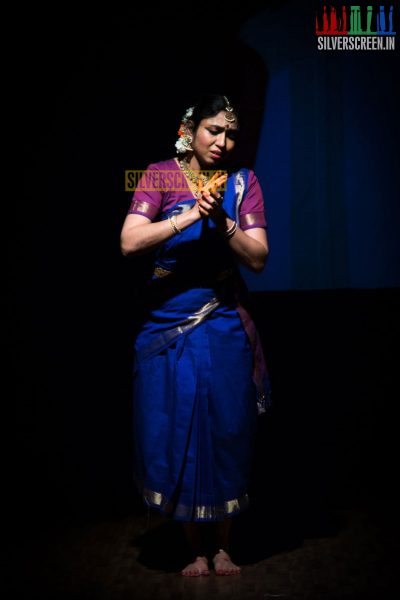 actress-sukanya-dance-recital-hq-photos-025.jpg