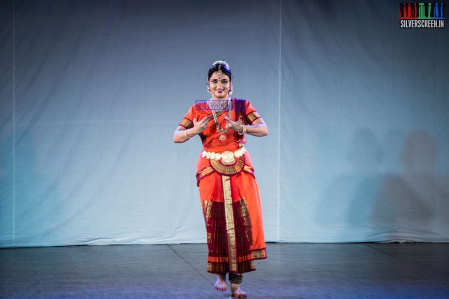 actress-sukanya-dance-recital-hq-photos-030.jpg