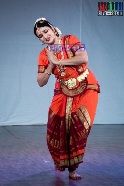 actress-sukanya-dance-recital-hq-photos-034.jpg