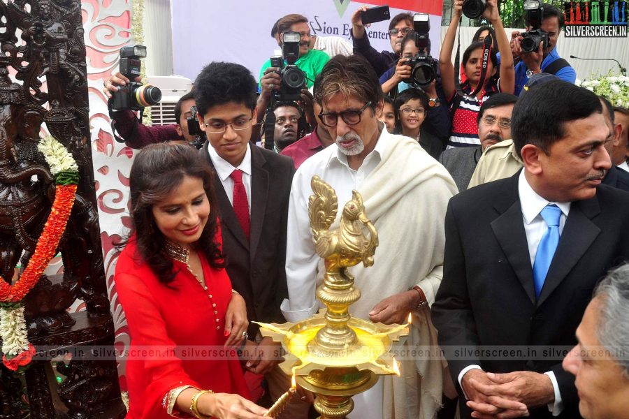 amitabh-bachchan-launches-eye-care-center-photos-006.jpg