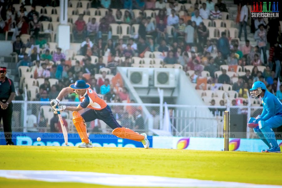 ccl5-mumbai-heroes-vs-veer-marathas-match-photos-104.jpg