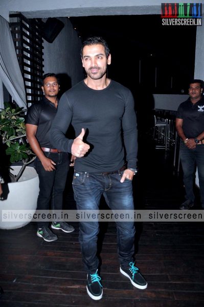 john-abraham-yamaha-fascino-calendar-launch-photos-052.jpg