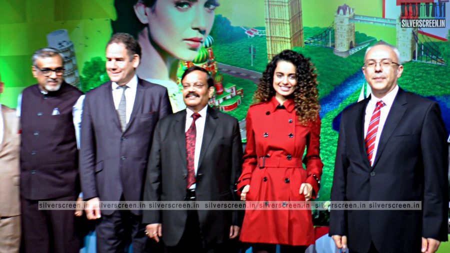 kangana-ranaut-iitt-2015-inaugration-exhibition-photos-009.jpg