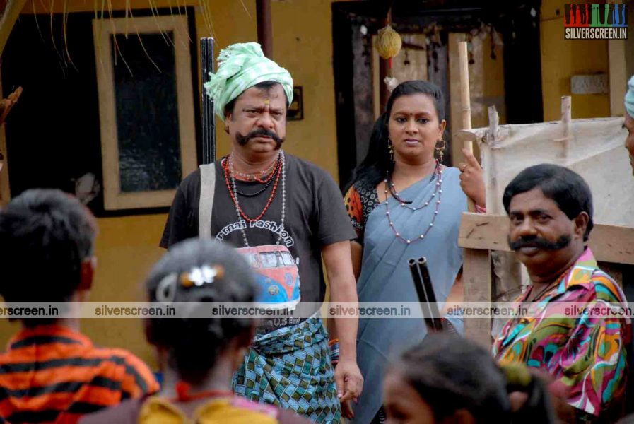 miss-pannidathinga-appuram-varuthapaduvinga-movie-stills-007.jpg