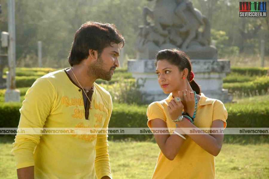 miss-pannidathinga-appuram-varuthapaduvinga-movie-stills-015.jpg