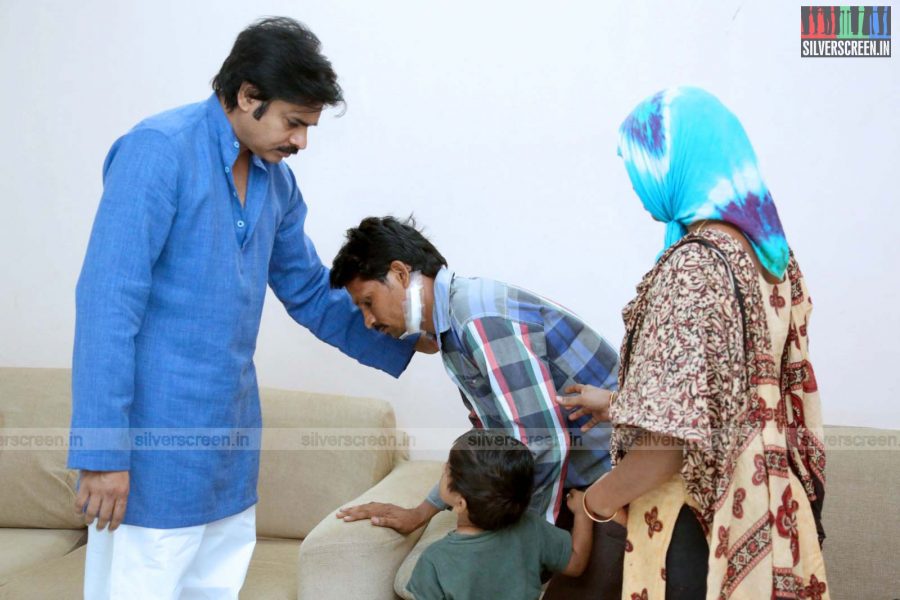 pawan-kalyan-meets-his-fan-sreenivas-photos-003.jpg