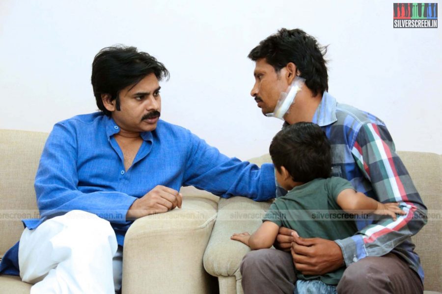 pawan-kalyan-meets-his-fan-sreenivas-photos-006.jpg