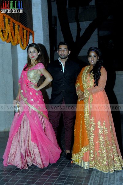 soha-ali-khan-wedding-party-photos-050.jpg