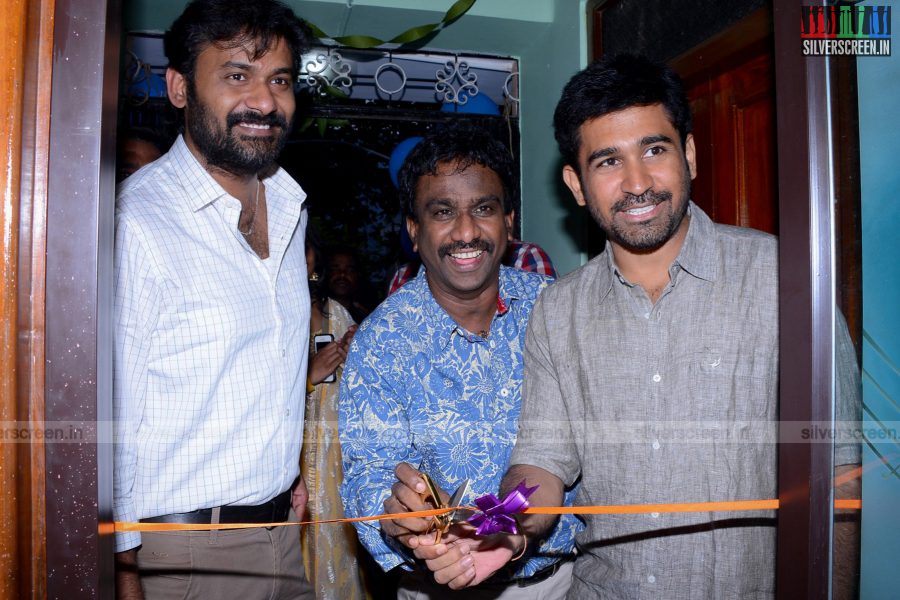 vijay-antony-launches-dna-studios-002.jpg