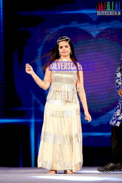 Actress Saloni Aswani at Gama Awards 2014 Photos
