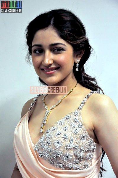 Actress Sayesha Saigal Photos