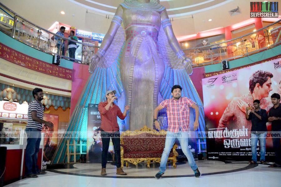 Abhirami Mega Mall Promoting Enkkul Oruvan