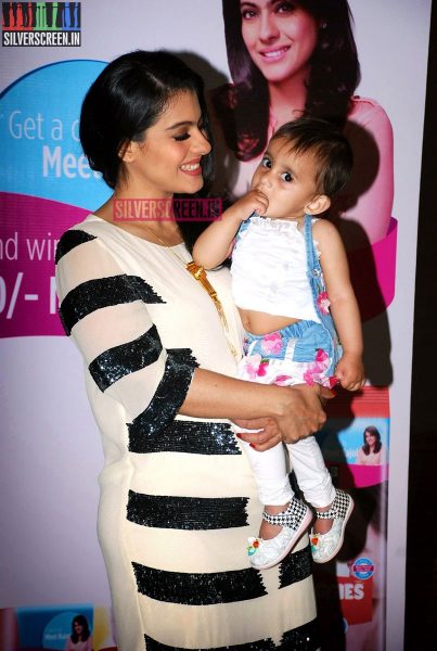 Kajol At The Huggies Priceless Moments Mobile Campaign