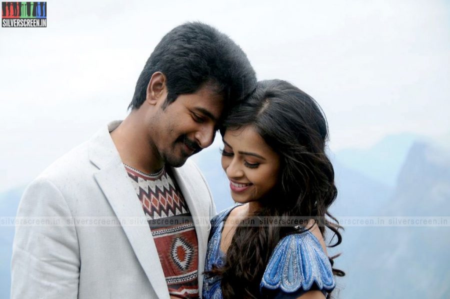 Kakki Sattai Movie Stills