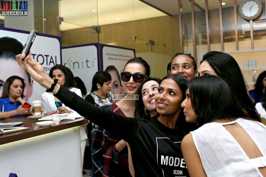 Malaika Arora Khan at the launch of About Face Salon Photos