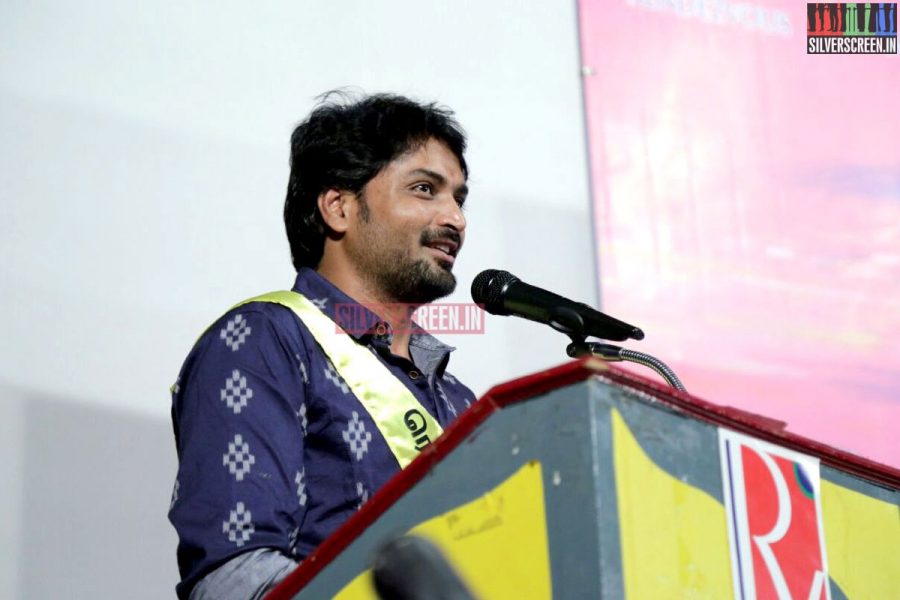 Actor Mirchi Senthil at the Romba Nallavan Da Nee Press Meet Photos