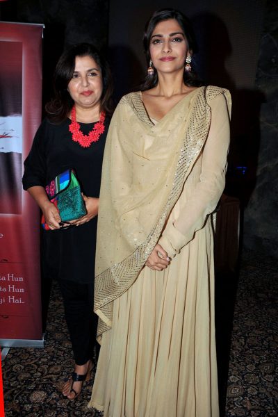 Actress Sonam Kapoor at Irshad Kamil's Ek Maheena Nazmon Ka Book Launch