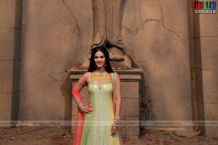 Sunny Leone at Leela Movie Shooting Spot Photos