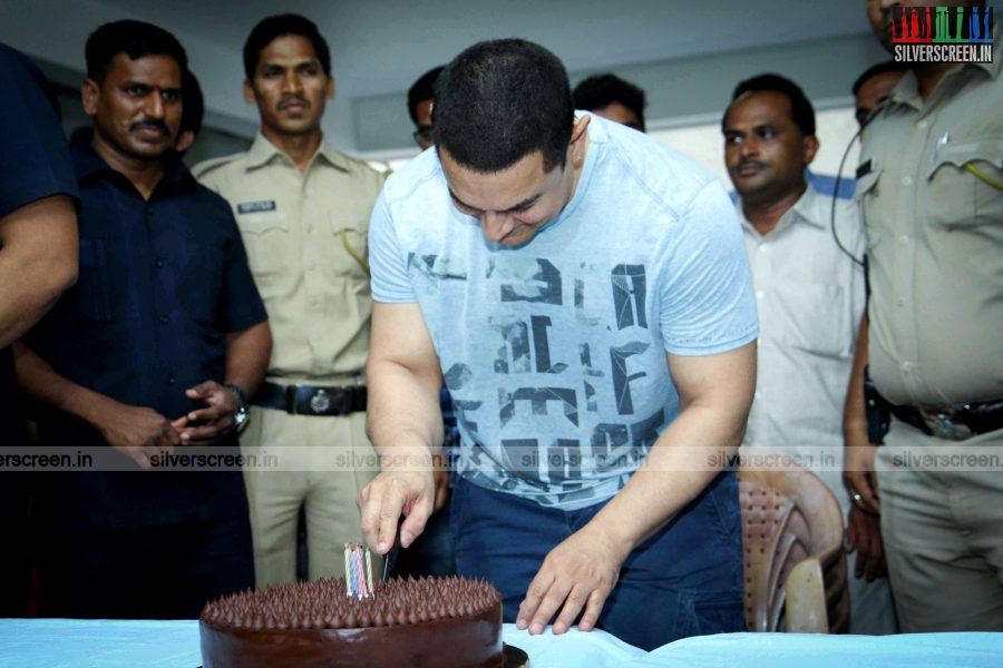 Aamir Khan's 50th Birthday Celebrations Photos