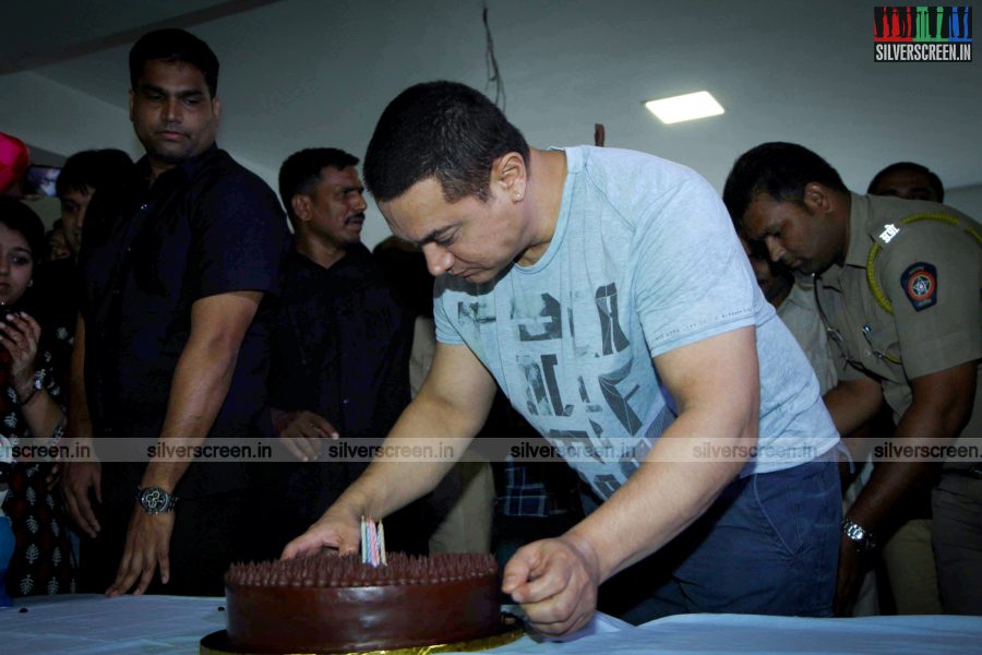 Aamir Khan's 50th Birthday Celebrations Photos