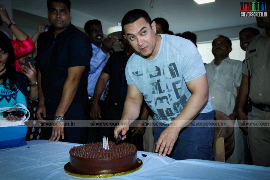 Aamir Khan's 50th Birthday Celebrations Photos