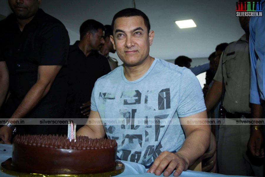 Aamir Khan's 50th Birthday Celebrations Photos