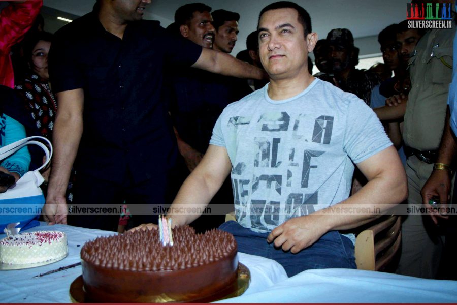 Aamir Khan's 50th Birthday Celebrations Photos