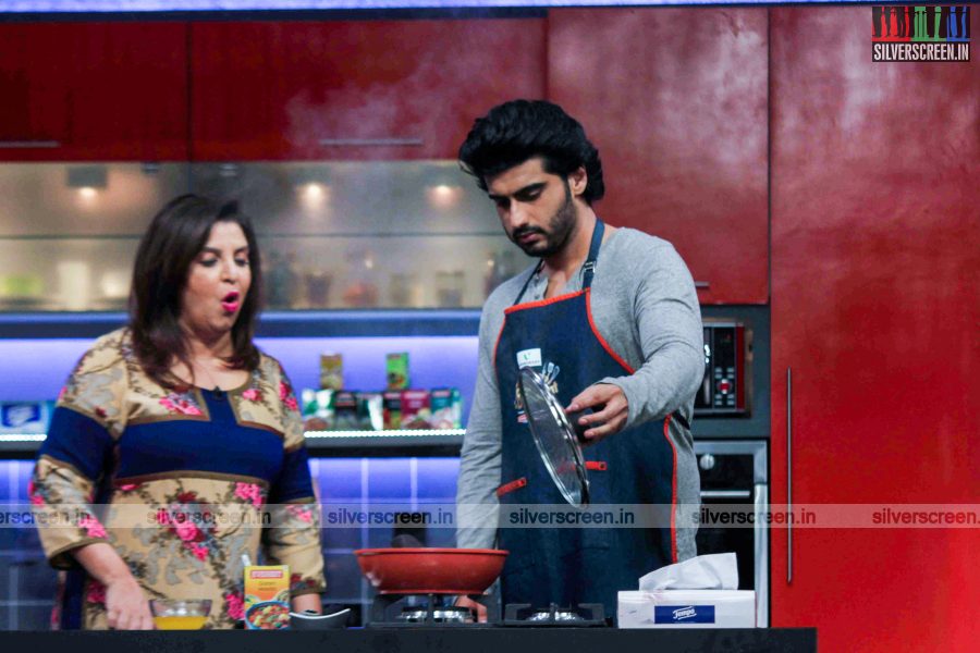 Arjun Kapoor on the sets of Farah Ki Daawat