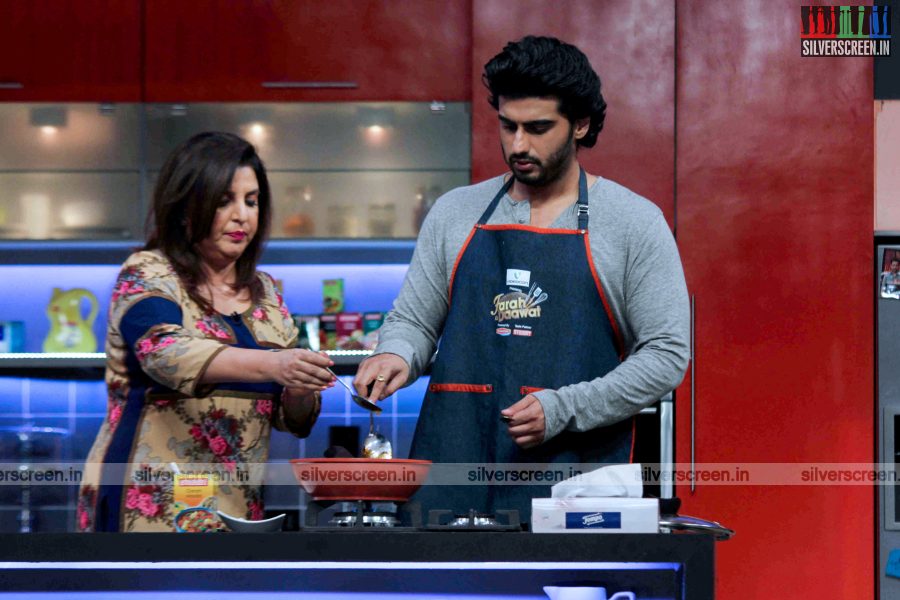 Arjun Kapoor on the sets of Farah Ki Daawat