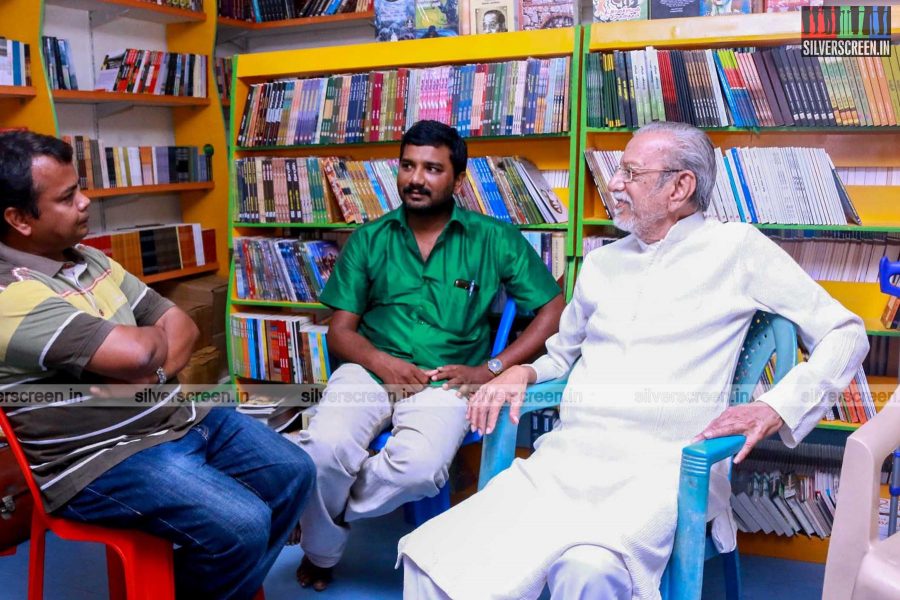 Charuhasan Launches Thinking On My Feet Book